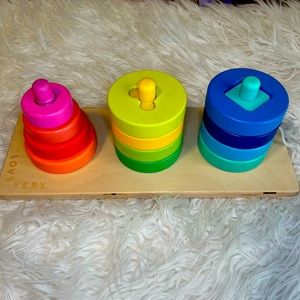 Lovevery Puzzle. Like New.